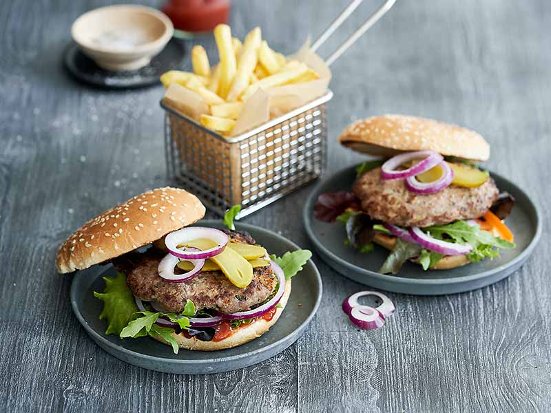 5 manières de faire des steaks à hamburger - wikiHow