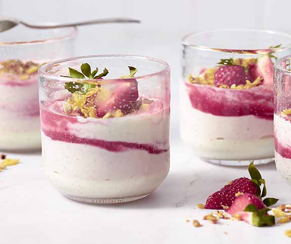 Protein-Erdbeer-Trifle