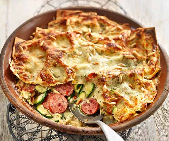 Zucchini-Lasagne Mit Schüblig | Betty Bossi